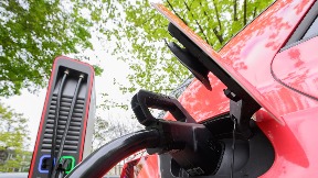 Električni automobili preskupi